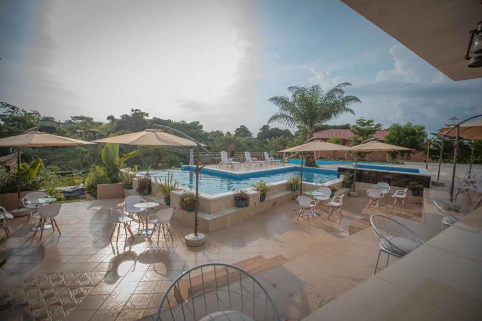 Mont Bleu Hotel Libreville Ngoại thất bức ảnh