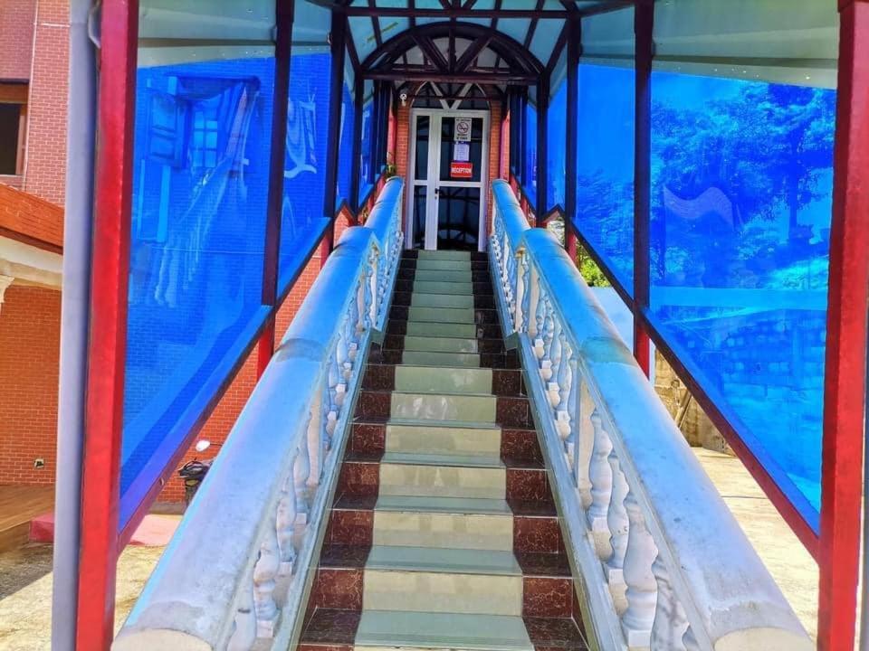 Mont Bleu Hotel Libreville Ngoại thất bức ảnh